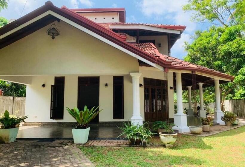 ベッドアンドブレックファースト Marigold Apart Hotel Negombo