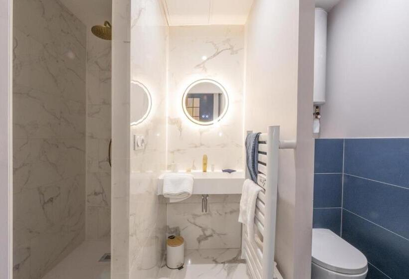 مبيت وإفطار Wisteria Villa