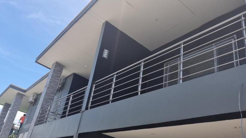 تختخواب و صبحانه Zeg