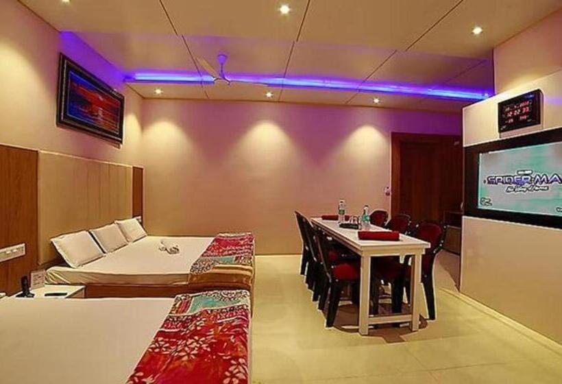 Fabhotel Prime Maya Palace