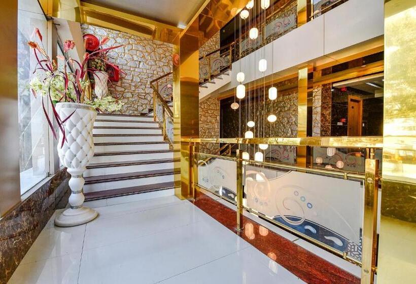 Fabhotel Prime Maya Palace