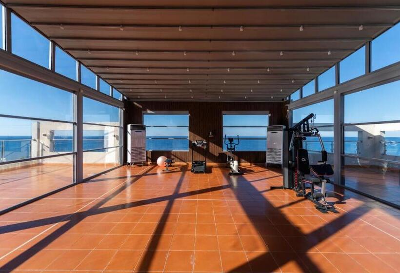 בית מלון כפרי كورال ريف