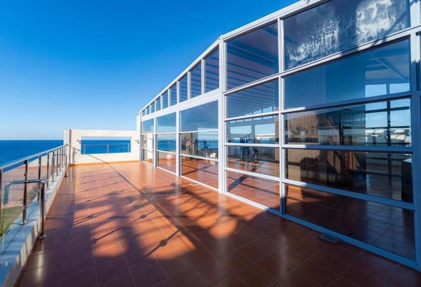 בית מלון כפרי كورال ريف