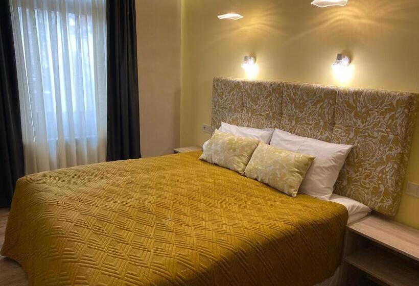 Hotel покрит мост