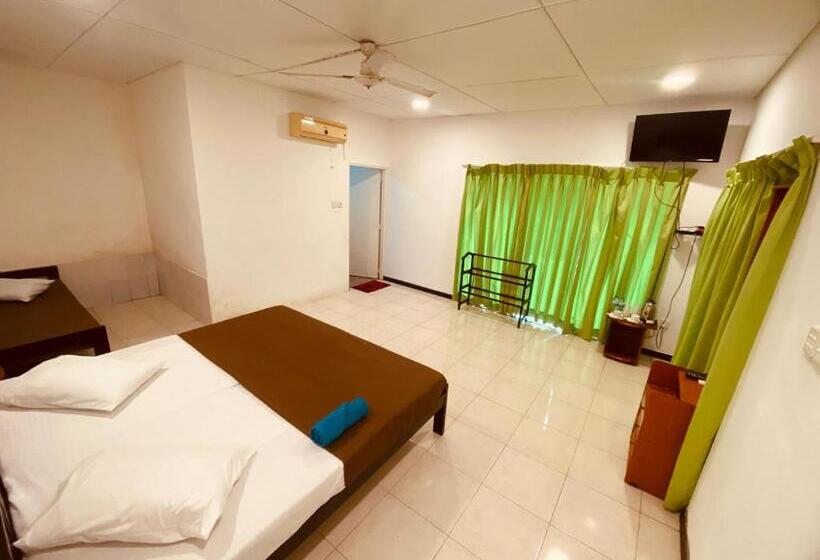 ホテル Adventure Base Camp