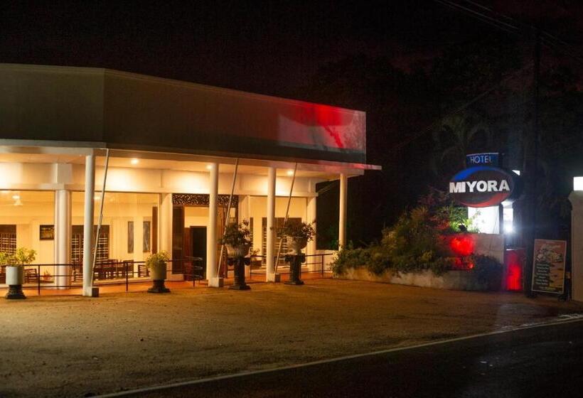 ホテル Adventure Base Camp Miyora