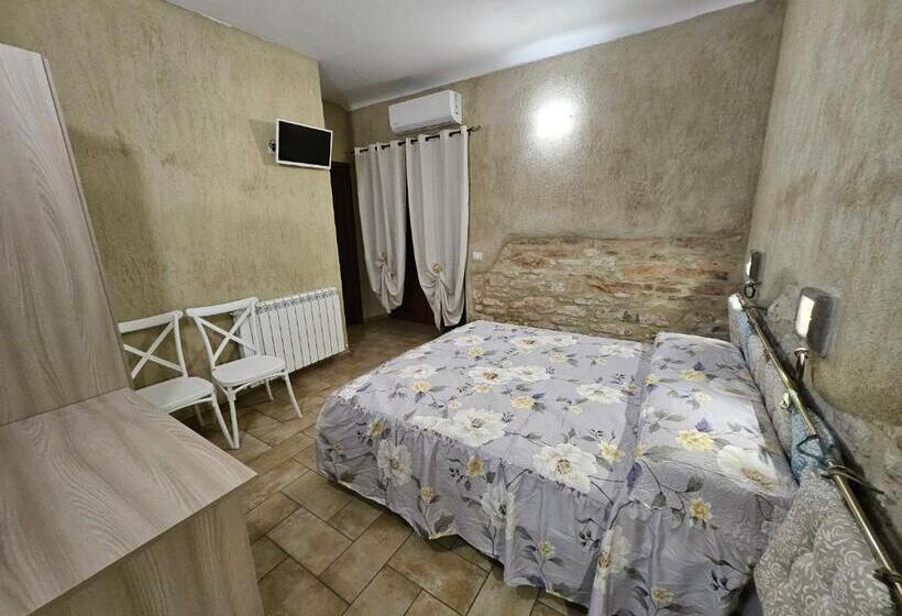 בית מלון כפרי Agriturismo Il Raggio Di Sole Di Orpello