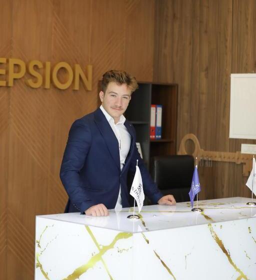 هتل Andoena Resort