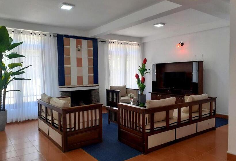 Отель Aoki Resort Nuwaraeliya