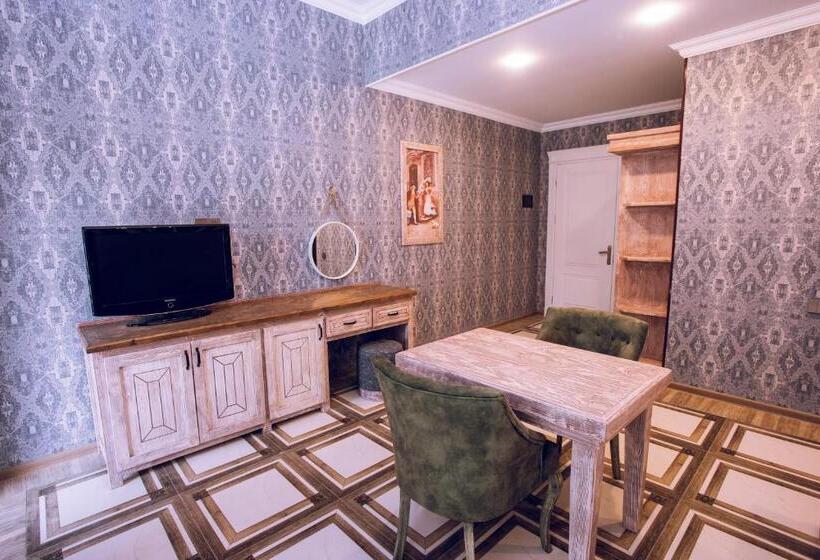 هتل Aynur Qala Resort