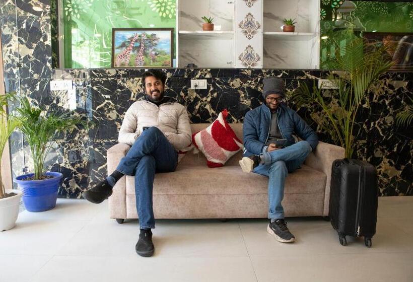 בית מלון כפרי B2l Hills At Tapoavn