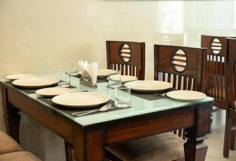 בית מלון כפרי B2l Hills At Tapoavn