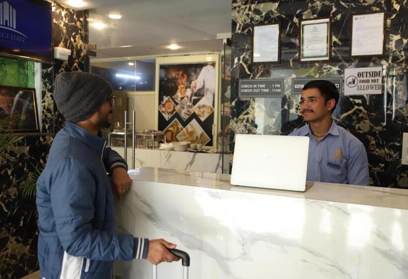 בית מלון כפרי B2l Hills At Tapoavn