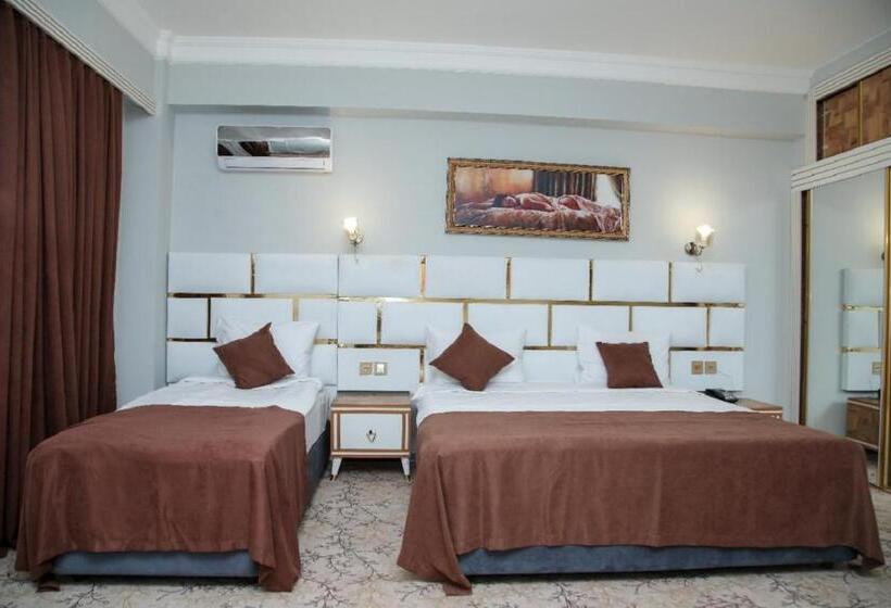 בית מלון כפרי Bey Palace