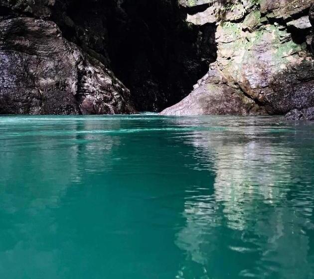 호텔 Bruselas Mutata