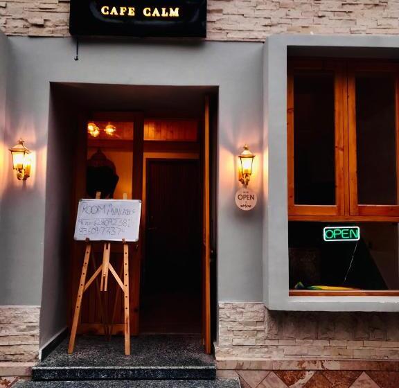 هتل Buddha House 2