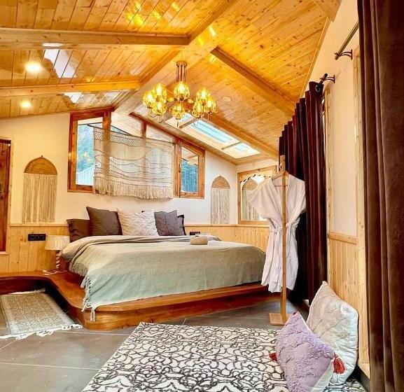 هتل Buddha House 2