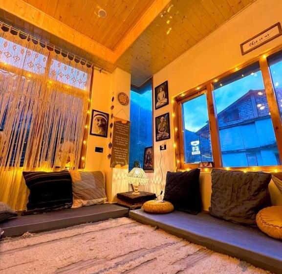 هتل Buddha House 2