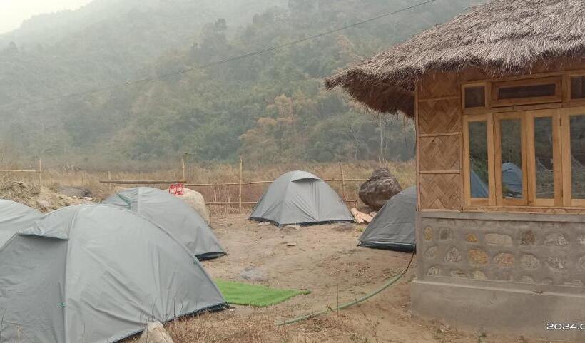 ホテル Dolma Farm Stay