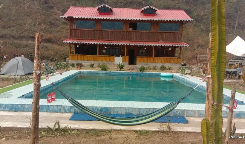 ホテル Dolma Farm Stay