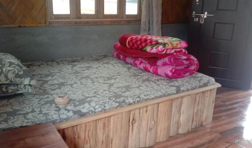 ホテル Dolma Farm Stay