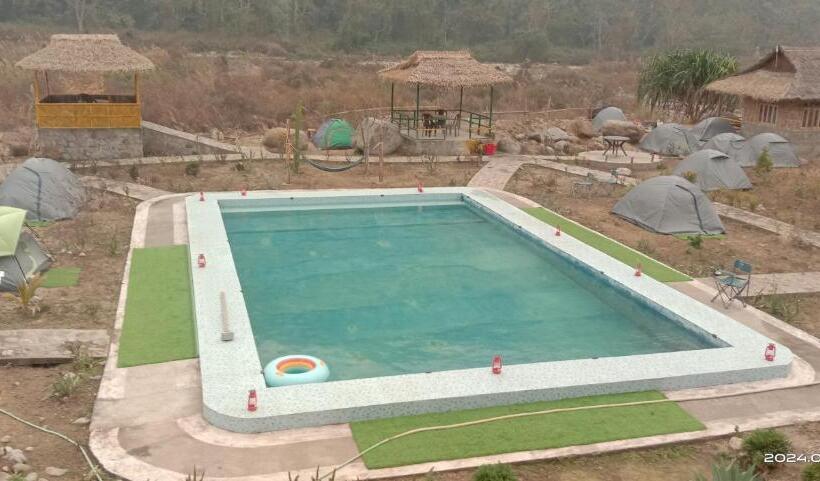 ホテル Dolma Farm Stay