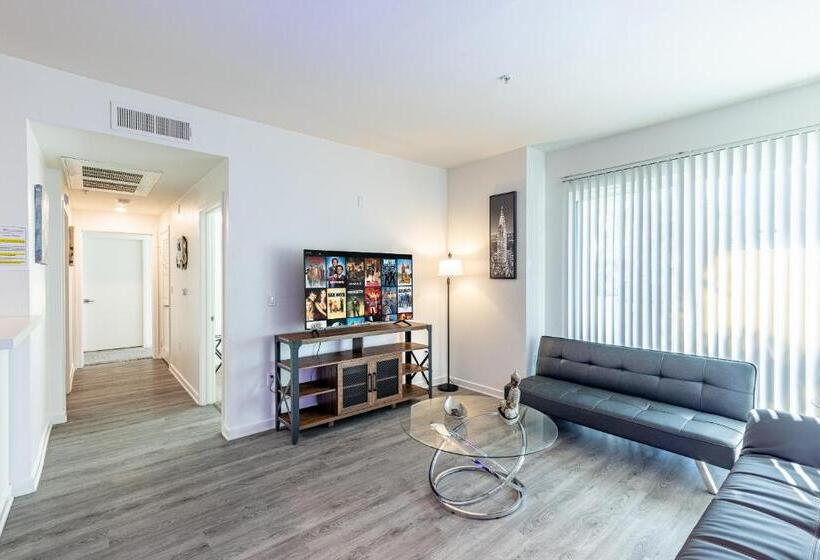 호텔 Fully Furnished Apartments Near Hollywood Walk Of Fame