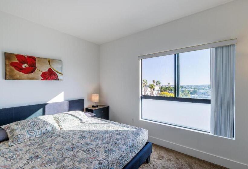 هتل Fully Furnished Apartments Near Hollywood Walk Of Fame