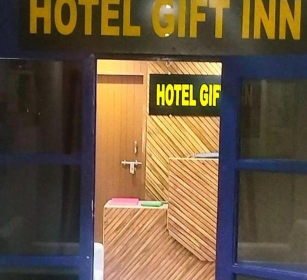 Collection O Hotel Gift Inn