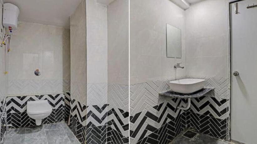 Collection O Hotel Gift Inn