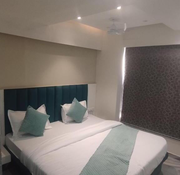 Collection O Hotel Gift Inn