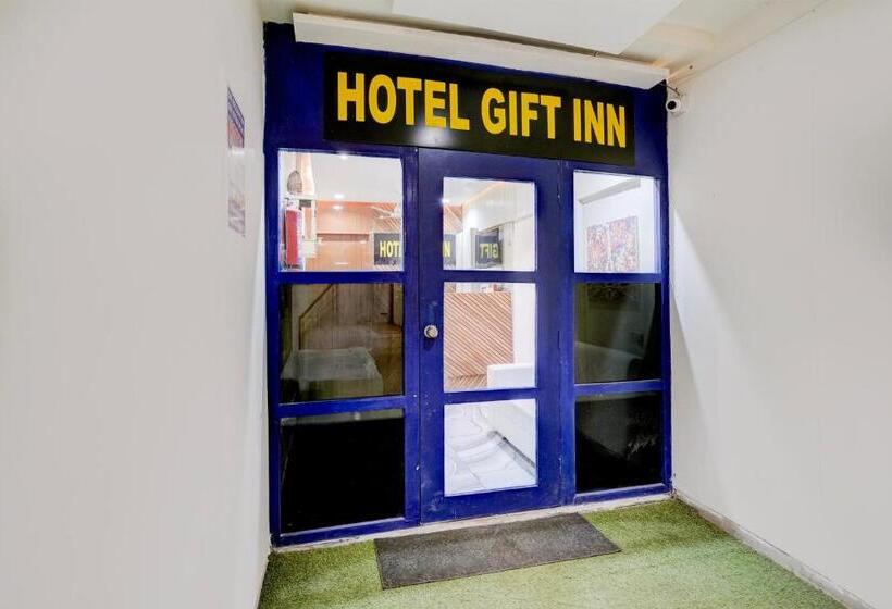 Collection O Hotel Gift Inn