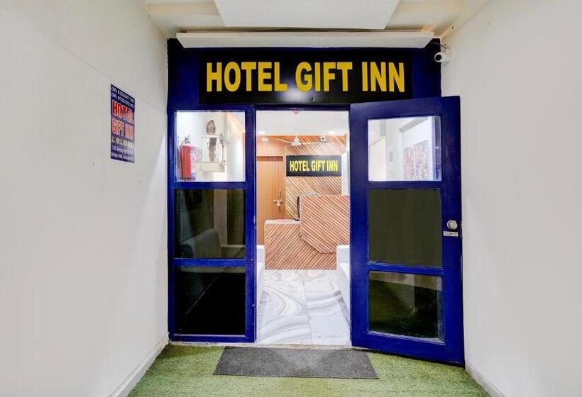 Collection O Hotel Gift Inn