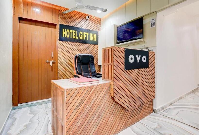 Collection O Hotel Gift Inn