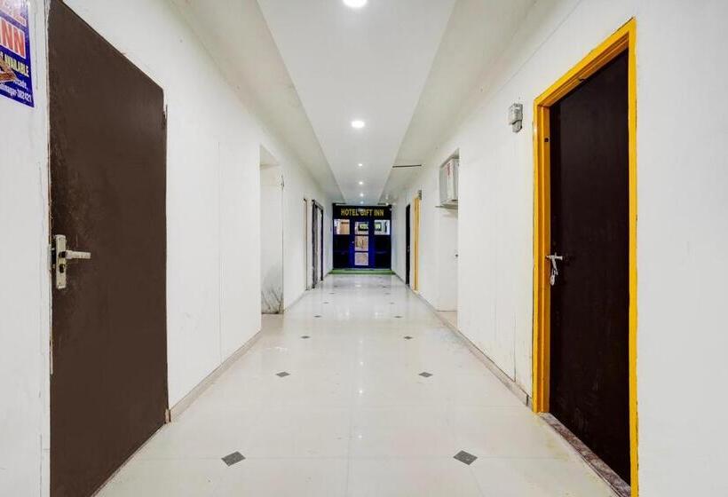 Collection O Hotel Gift Inn