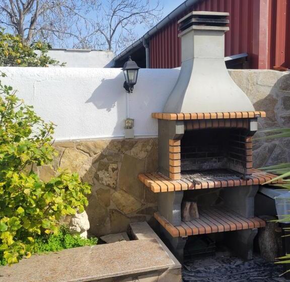 בית מלון כפרי La Llar De Laura 2