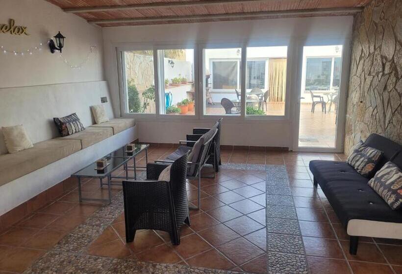 Отель Llar De Laura