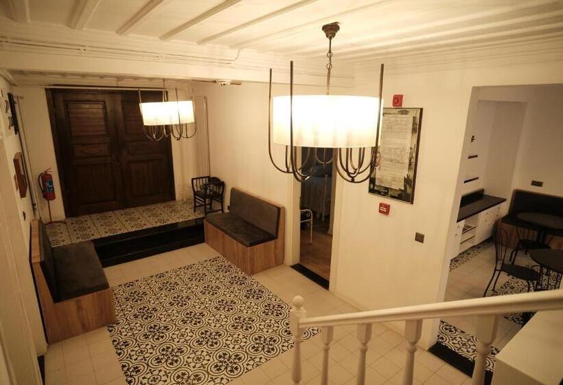 בית מלון כפרי Meci̇t Kaptan Konaği