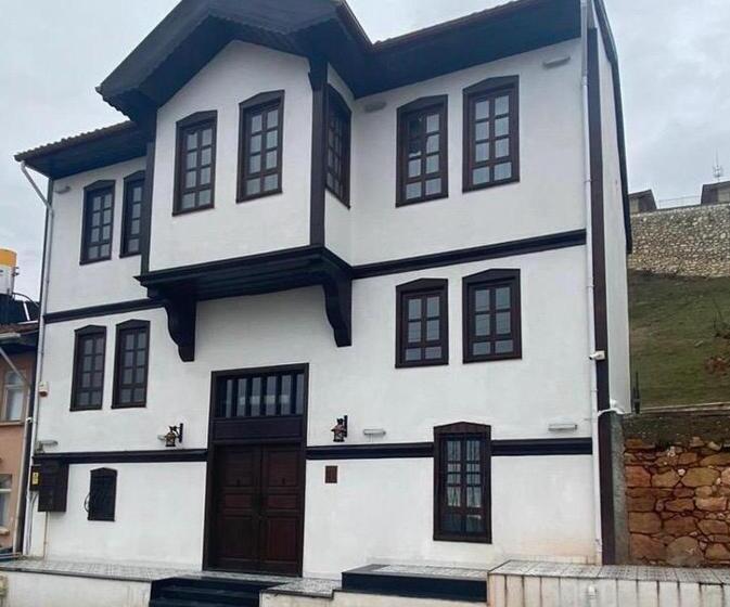 בית מלון כפרי Meci̇t Kaptan Konaği