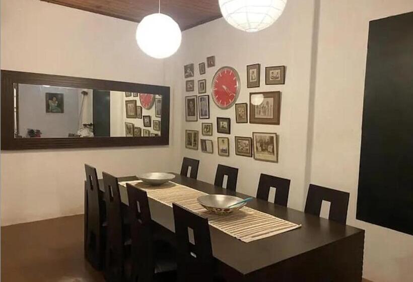 ホテル Mountbatten S Officers Mess Kandy