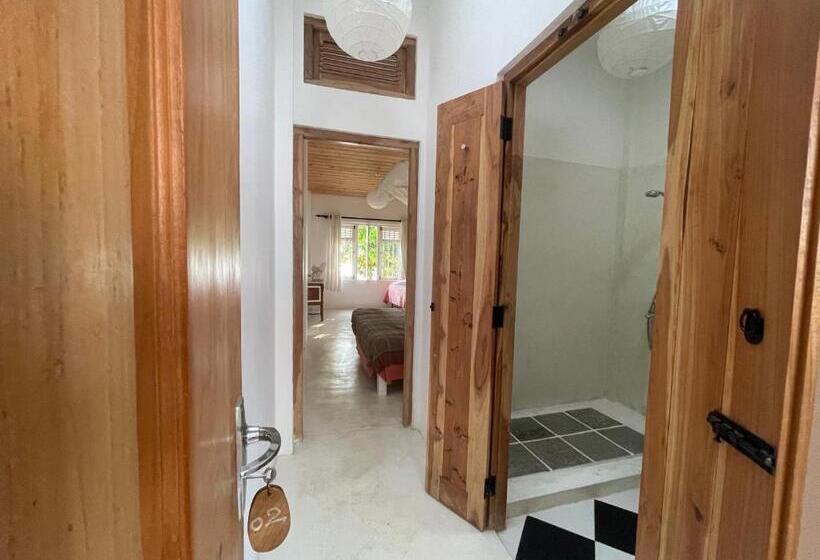 Отель Mountbatten S Officers Mess Kandy