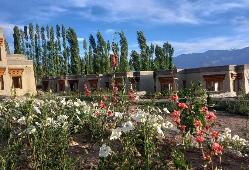 ホテル Nordica Resorts Ladakh