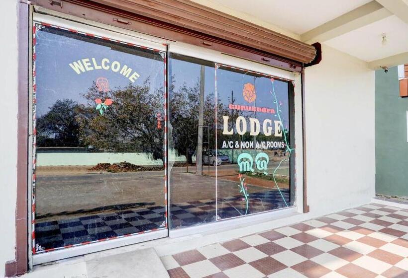 Hotel Oyo Gurukrupa Lodge