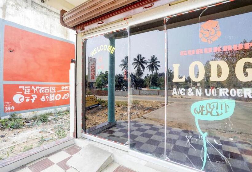 Hotel Oyo Gurukrupa Lodge