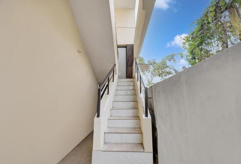 Отель Oyo Sea Coastal Inn