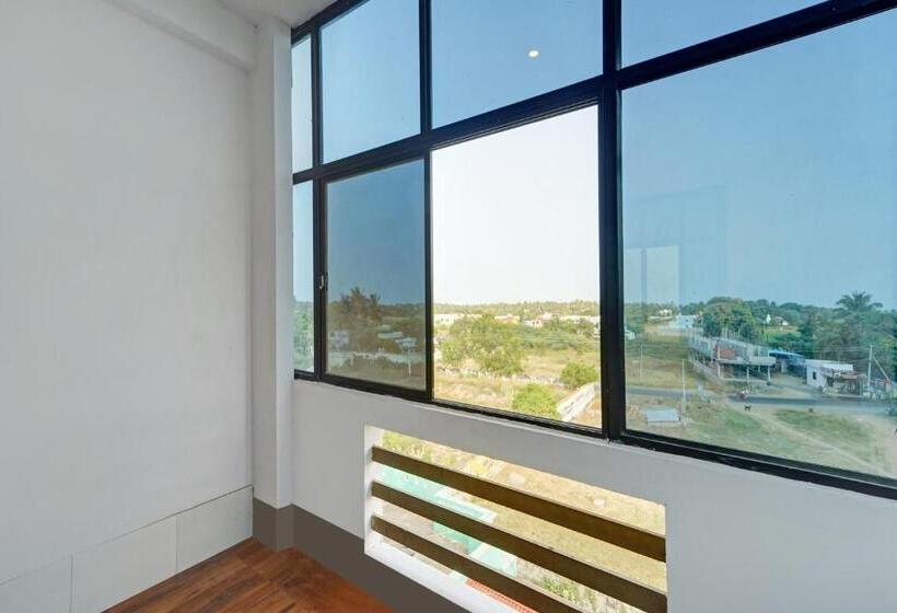 Отель Oyo Sri Sakthi Residency