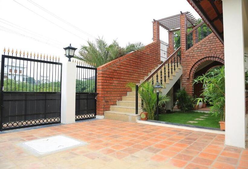 Отель Ponni Homestay Kumbakonam