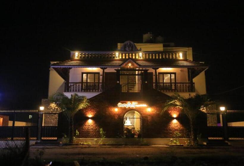 Отель Ponni Homestay Kumbakonam