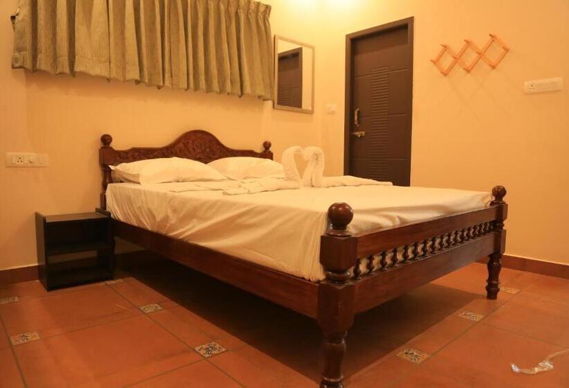 Отель Ponni Homestay Kumbakonam