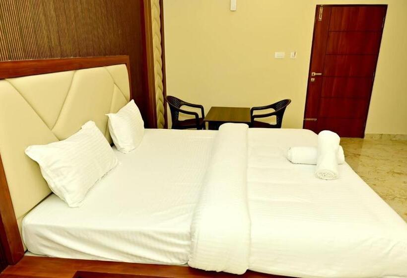 فندق Downtown Pr Groups Raashi Residency